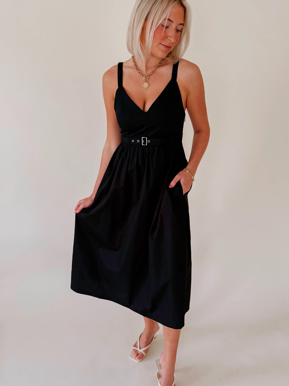 Steve Madden Black V-Neck Belted Midi Dress NWT